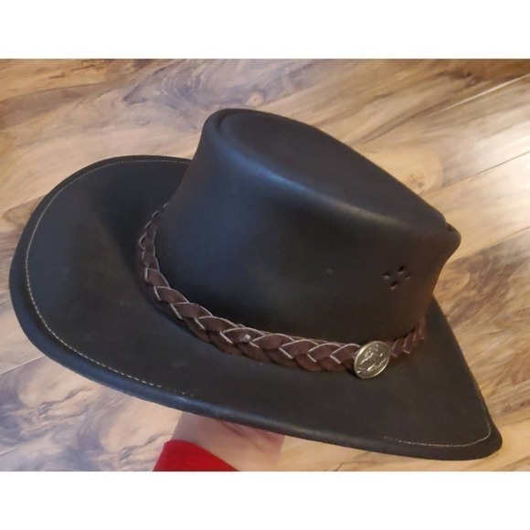 Original Aussie bush Other - Original Aussie bush leather cowboy hat Medium Brown. Outdoors. Outback. Country